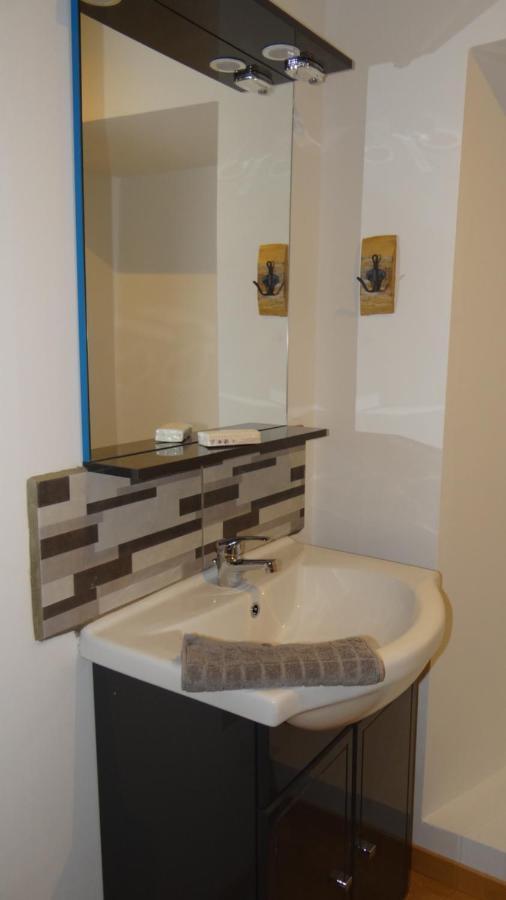 La Petite Houssaye Bed & Breakfast Villiers-Fossard Bagian luar foto